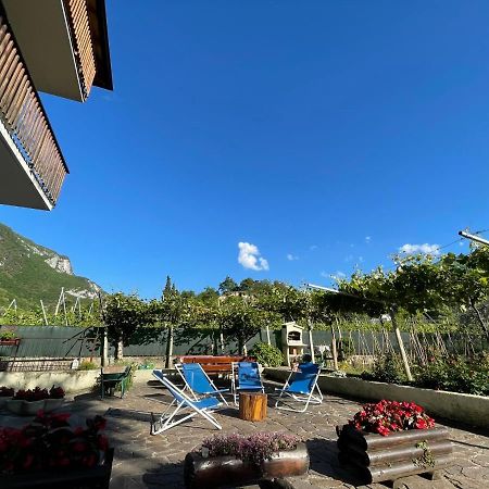 Appartamento Lucia Torbole Sul Garda Zewnętrze zdjęcie