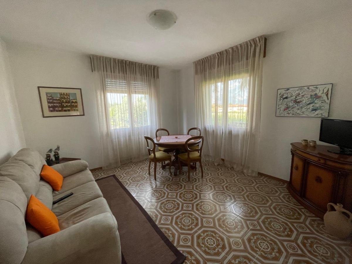 Appartamento Lucia Torbole Sul Garda Zewnętrze zdjęcie